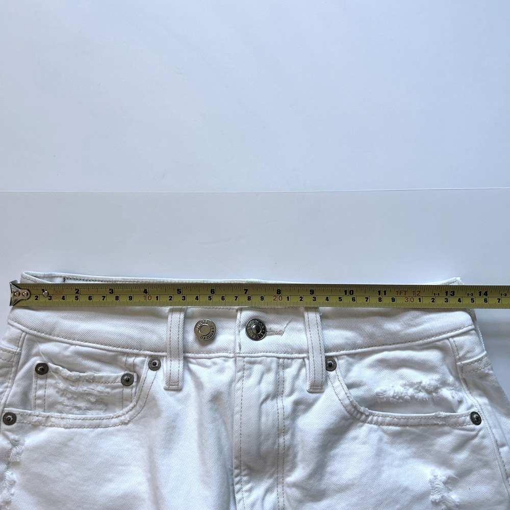 American Eagle Highest Rise Baggy Straight White Distressed Jeans Size 4 Short - Picture 13 of 16